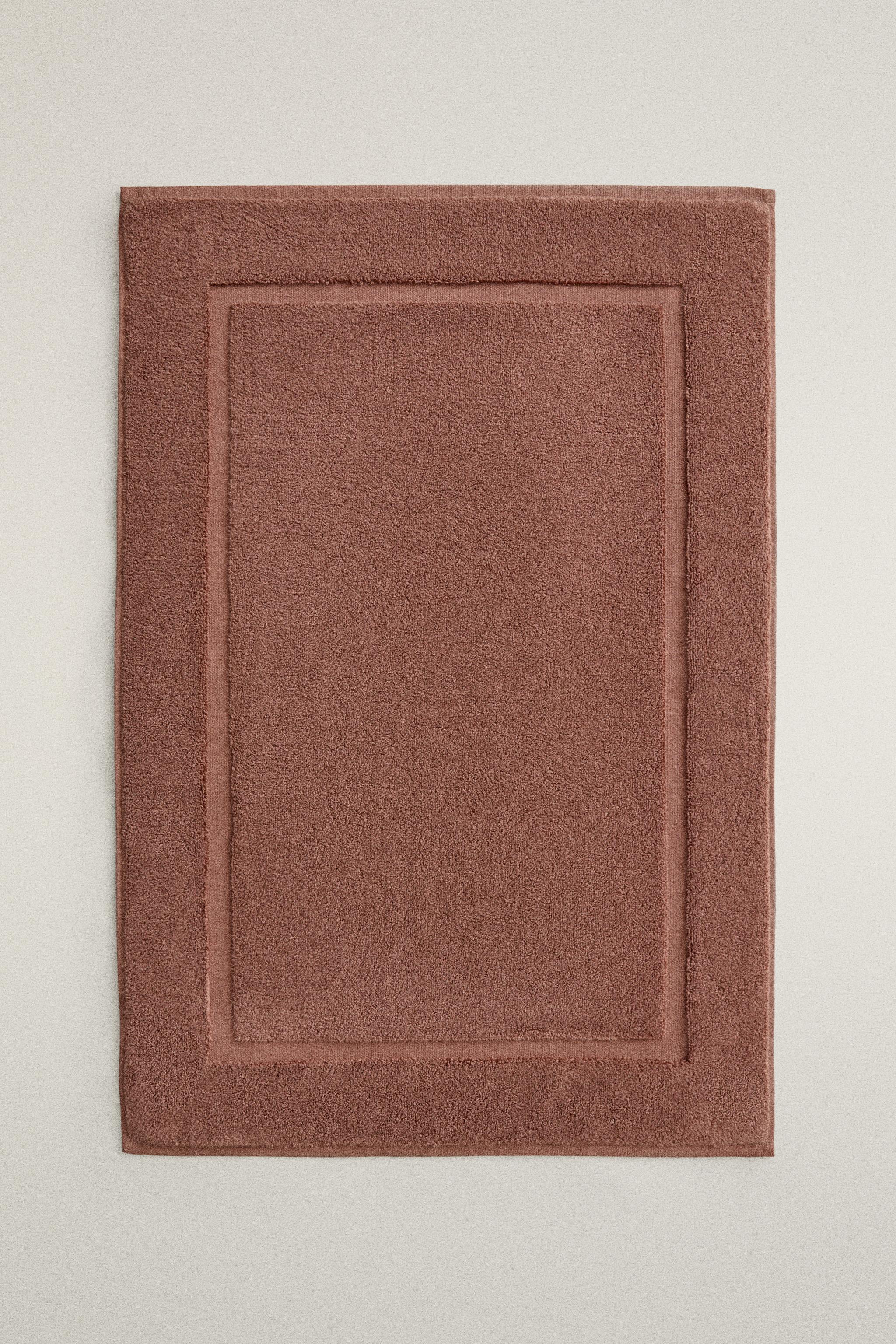 SOFT TERRY BATH MAT
